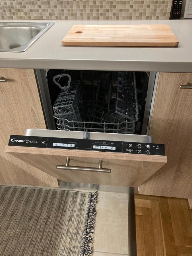 אתונה Bijou Kalamakiou מראה חיצוני תמונה
